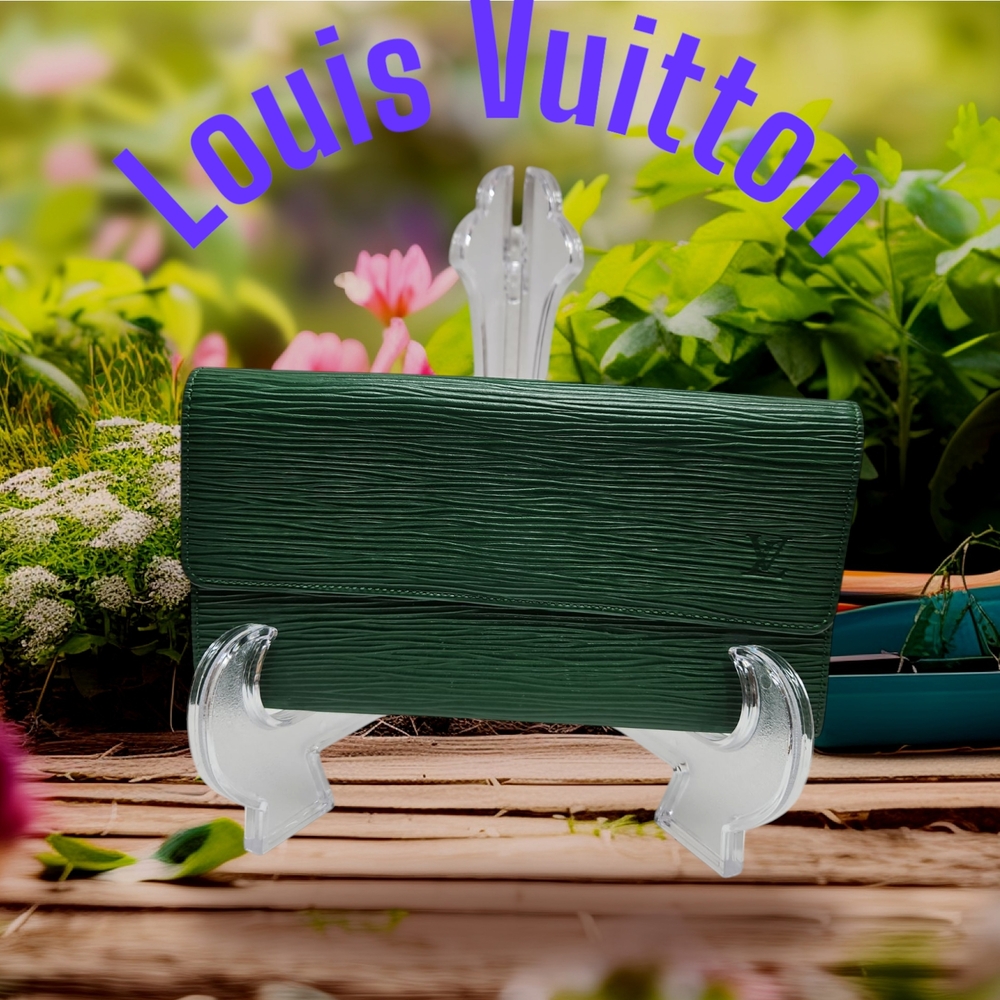 Louis Vuitton Green Clutch